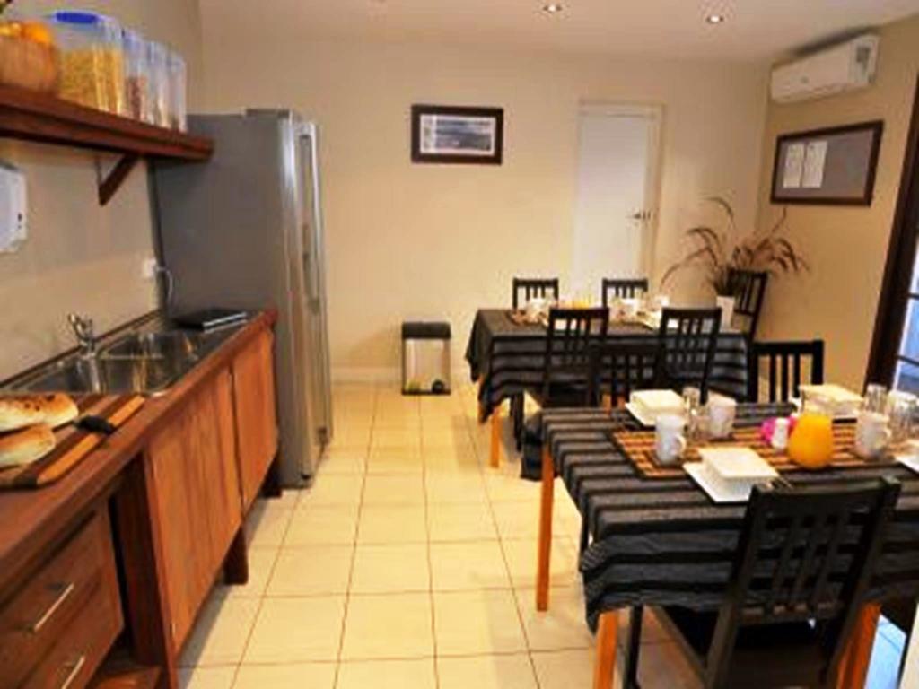 Waikiki Beach Bed And Breakfast Hopeland Habitación foto